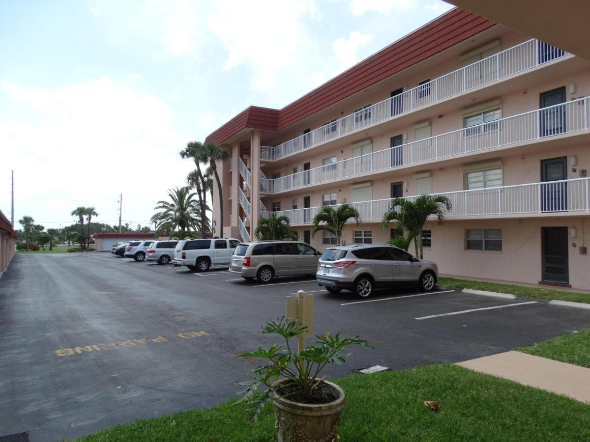 Spanish Main Unit 4- Direct Oceanfront Condo! Cocoa Beach Ngoại thất bức ảnh